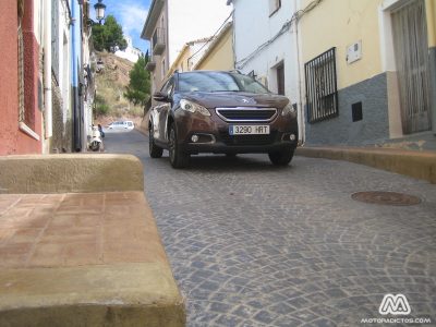 Prueba: Peugeot 2008 1.2 VTi 82 Active (equipamiento, comportamiento, conclusión)