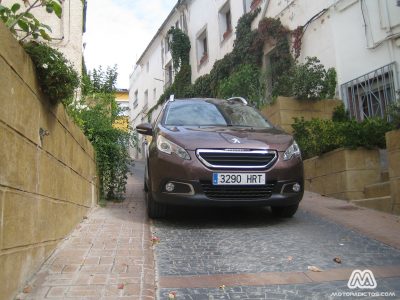 Prueba: Peugeot 2008 1.2 VTi 82 Active (equipamiento, comportamiento, conclusión)