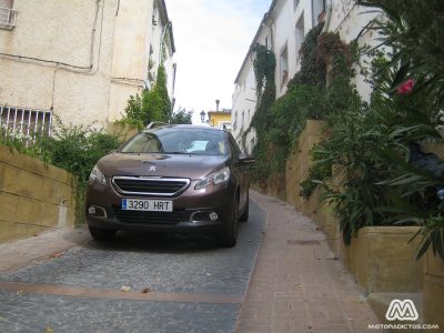 Prueba: Peugeot 2008 1.2 VTi 82 Active (equipamiento, comportamiento, conclusión)