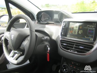 peugeot2008_4351_wt