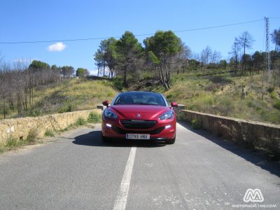 Prueba: Peugeot RCZ 1.6 THP 156 CV (equipamiento, comportamiento, conclusión)