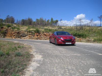 Prueba: Peugeot RCZ 1.6 THP 156 CV (equipamiento, comportamiento, conclusión)