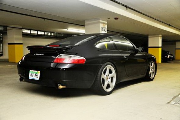 A la venta un Porsche 911 de 1999 con motor LS1 de General Motors