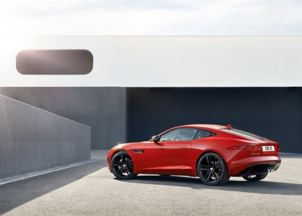 Jaguar F-Type Coupé, nunca una elección fue tan difícil 2
