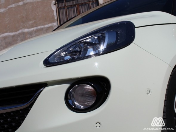 Prueba: Opel Adam 1.4 100 caballos (equipamiento, comportamiento, conclusión) 3