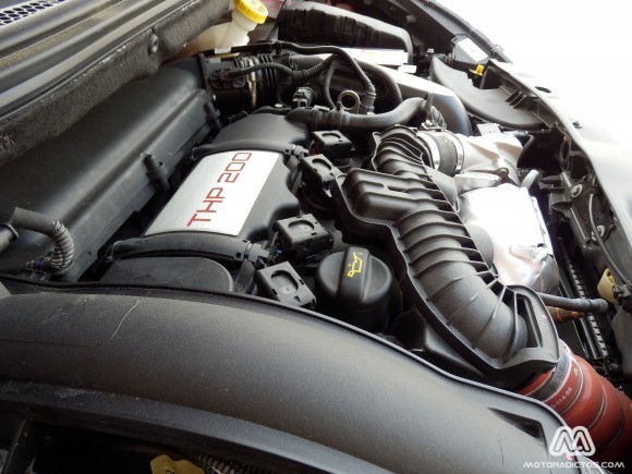 Prueba: Peugeot 208 GTI (diseño, habitáculo, mecánica)  1