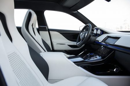 jaguar-c-x17-dubai-352