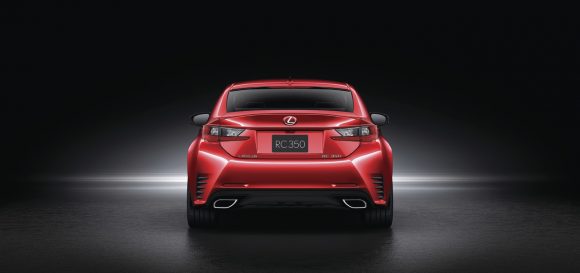 Lexus RC 2014, el deportivo japonés muestra su cara