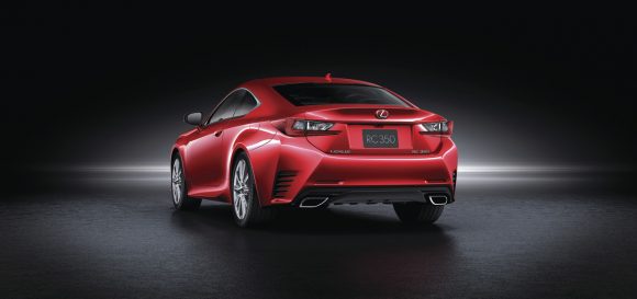 Lexus RC 2014, el deportivo japonés muestra su cara