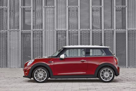 MINI 2014: Una nueva generación para el emblemático utilitario inglés