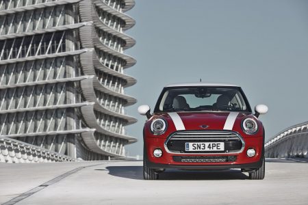 MINI 2014: Una nueva generación para el emblemático utilitario inglés