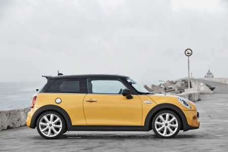 MINI 2014: Una nueva generación para el emblemático utilitario inglés