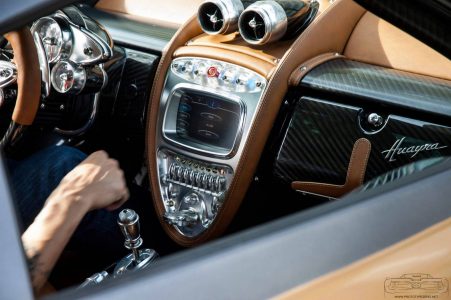 pagani-huayra-gold-edition-13