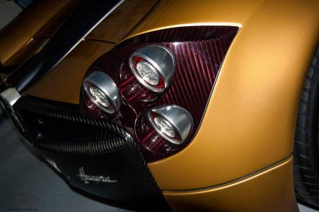 pagani-huayra-gold-edition-20