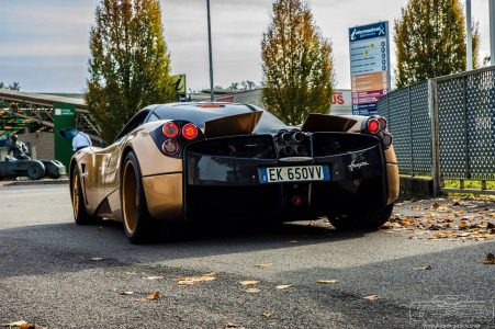 Pagani Huayra Gold Edition