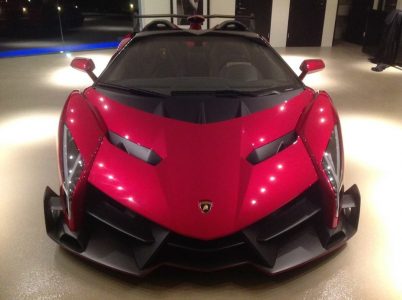 El primer Lamborghini Veneno Roadster se deja ver en Los Ángeles