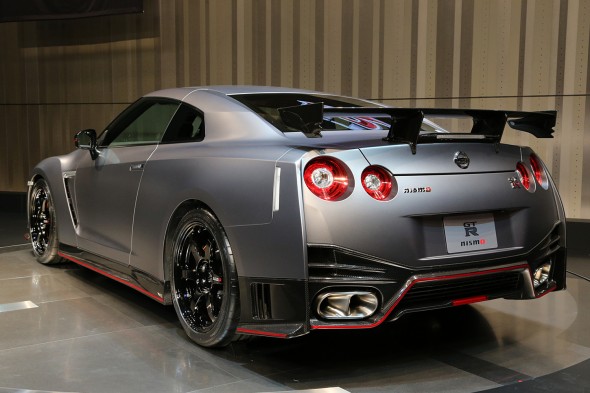 ¿Qué es el Nissan GT-R Nismo "Track Pack"? 2