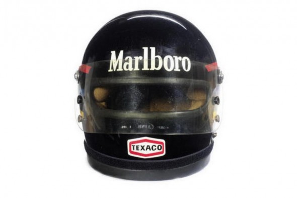 A subasta el casco de James Hunt