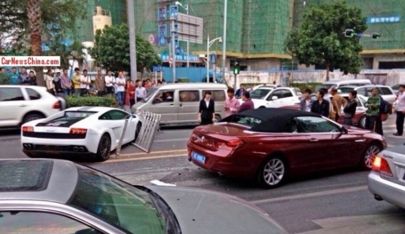 Destrozan un Lamborghini Gallardo LP550-2 Valentino Balboni en China