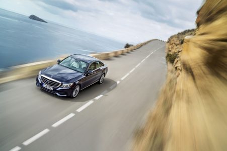 Mercedes-Benz C 300 BlueTEC HYBRID, Exclusive Line, Cavansitblau metallic, Leder ARTICOKristallgrau/Tiefseeblau, Zierelemente Holz Linde linestructure, (W205),2013