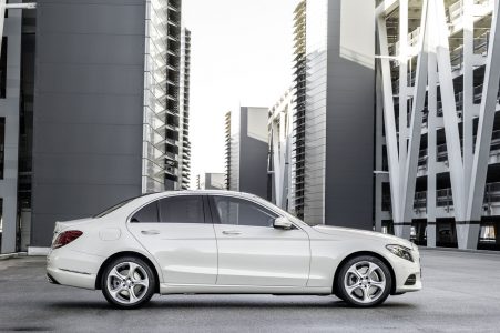 Mercedes-Benz C 250 BlueTEC, Avantgarde, Diamantweiss metallic, Leder Seidenbeige,Zierelemente Aluminium, (W205), 2013