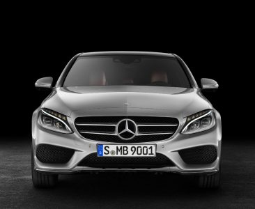 Mercedes-Benz C250, AMG Line, Avantgarde, Diamantsilber metallic, LederCranberryrot/Schwarz, Zierelemente Holz Esche schwarz offenporig,  (W205),2013
