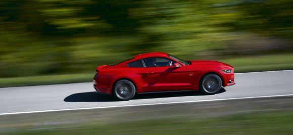 Nuevo Ford Mustang: Primeras imágenes y datos oficiales