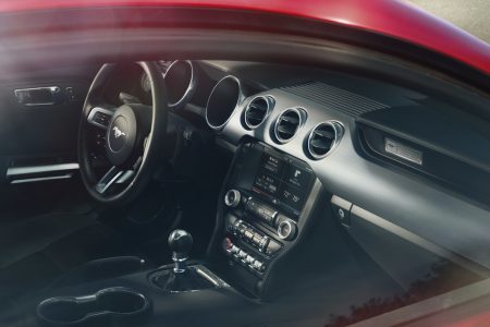 Nuevo Ford Mustang: Primeras imágenes y datos oficiales