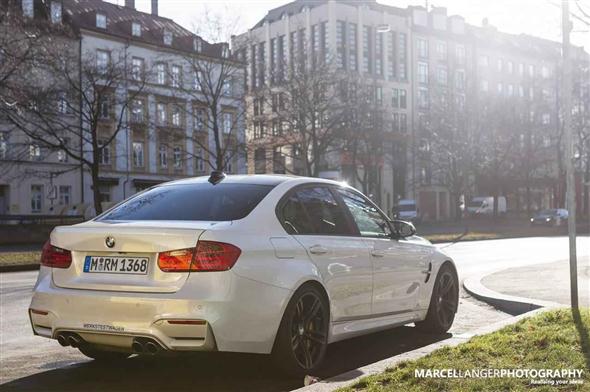 Nuevo BMW M3 sedán, en plena calle