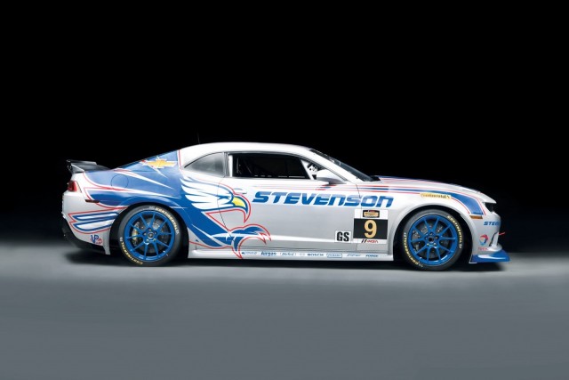 Chevrolet nos presenta el Camaro Z/28.R, una bestia que dará mucho de qué hablar 3