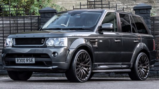 Range Rover Sport RS300 por A.Kahn Design