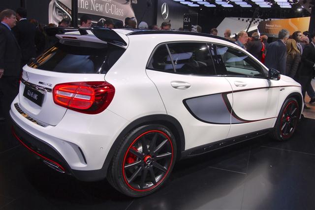 Detroit 2014: Mercedes GLA 45 AMG