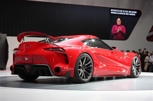 Detroit 2014: Toyota FT-1 2