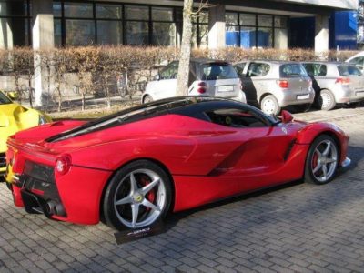 A la venta el primer Ferrari LaFerrari