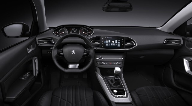 ¿Llegará el Peugeot 308 Sedán al mercado español? 2