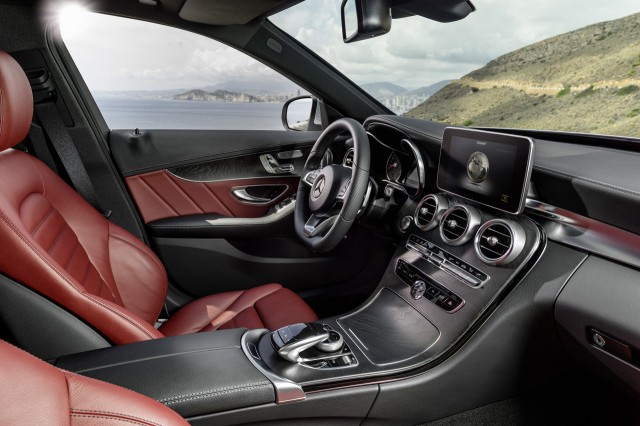 Mercedes-Benz C250, AMG Line, Avantgarde, Diamantsilber metallic