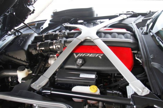Oficial: SRT Viper GTS Venom 700R