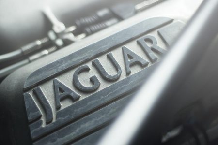overdrive-ad-jaguar-xj-220-18