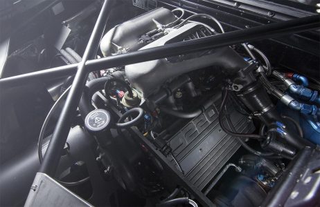 overdrive-ad-jaguar-xj-220-19