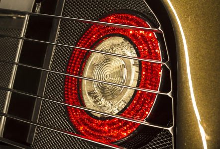 overdrive-ad-jaguar-xj-220-20