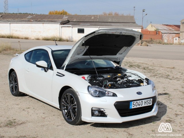 Prueba: Subaru BRZ (diseño, habitáculo, mecánica) 4