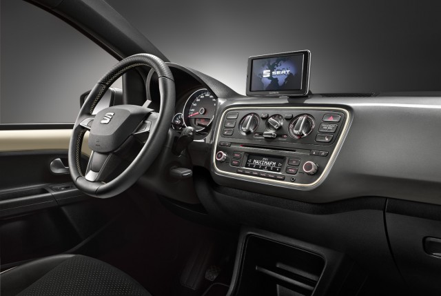 SEAT Mii by MANGO: Más cerca de las tendencias de moda 2