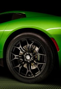 Street and Racing Technology (SRT) brand introduces new Stryker Green exterior color for 2014 SRT Viper