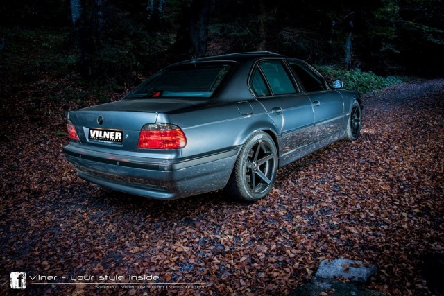 Vilner nos muestra su excepcional BMW 750i V12 2