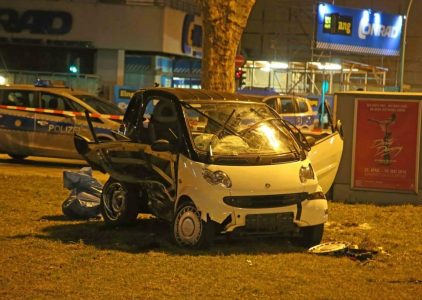 Accidente entre un Ferrari 458 Speciale y un Smart ForTwo