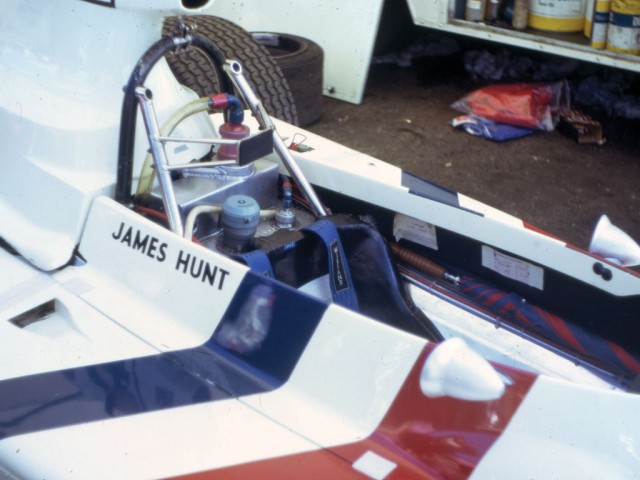 A subasta el Hesketh 308 con el que debutó James Hunt 3