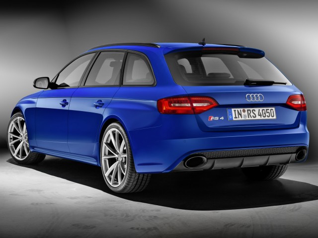 Audi RS4 Avant Nogaro Selection: Homenajeando al RS2 2