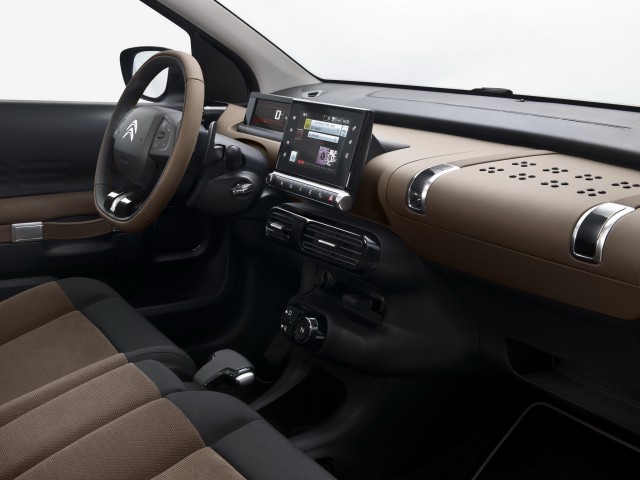 Citroën C4 Cactus, filtrado antes de tiempo 2