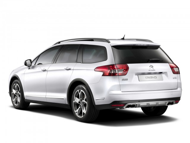 Citroen C5 CrossTourer: Camino a Ginebra