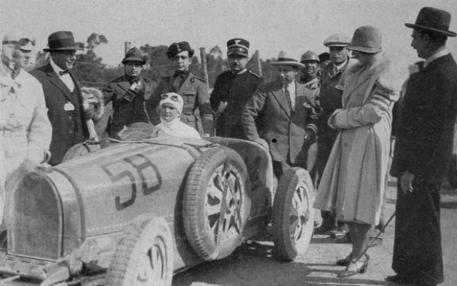 El Bugatti Veyron Grand Sport Vitesse Legend Elisabeth Junek debutará en Ginebra 2